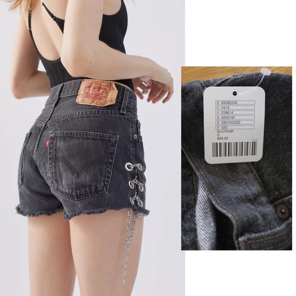 Urban Renewal Remade Levi’s® BNWT Side-Chain Denim Short Small Urban Outfitters - Picture 1 of 13